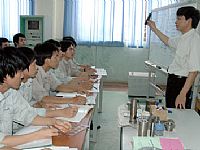 Học phí đại học cao nhất có thể là 800.000 đồng/tháng